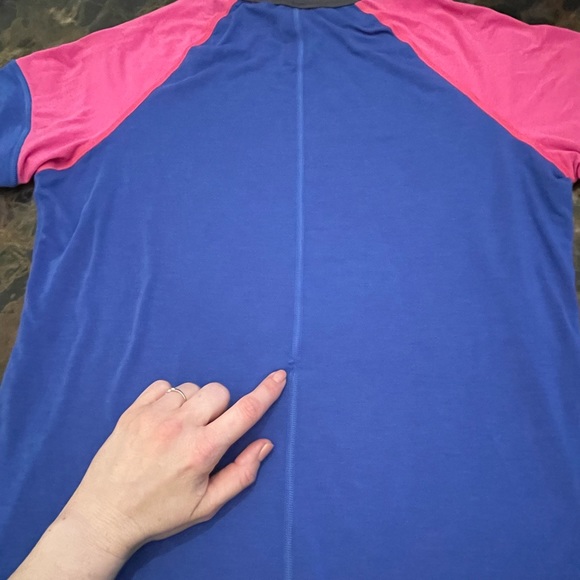 Sugoi women’s large athletic top - Picture 6 of 7